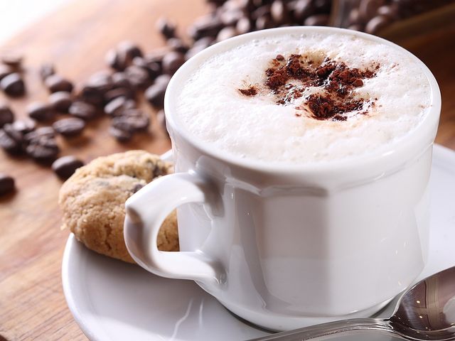 cappuccino-1247152__480.jpg