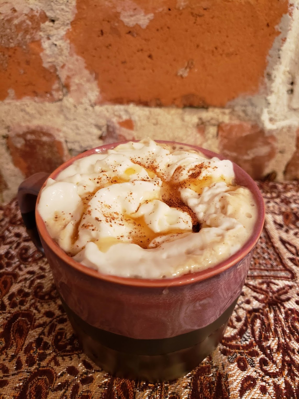 Homemade honey latte – Coffee with the Queen